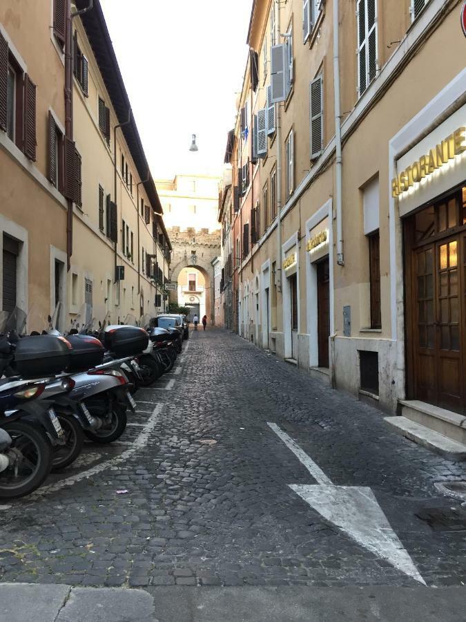 The Ancient Wall Rome Exterior photo